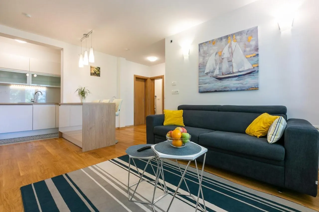 Apartment Olive Selce 0*,