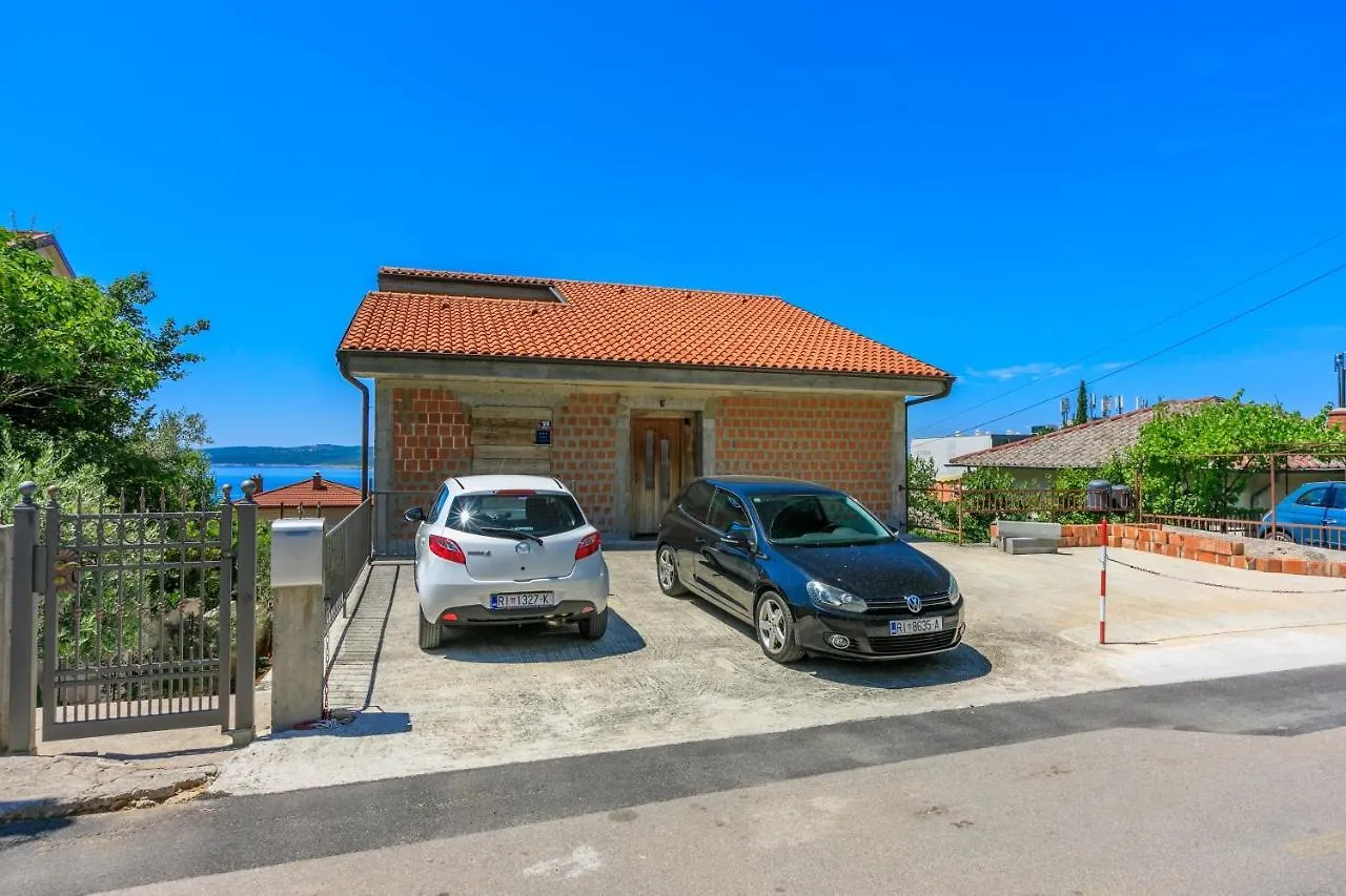 Apartment Olive Selce